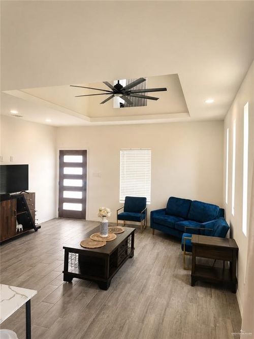 c-1521 E Karen Drive, Alton, TX, 78573 | Card Image