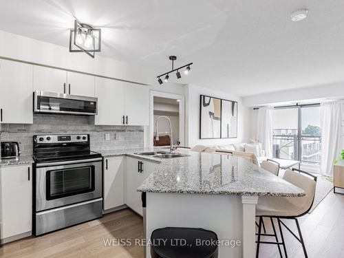 609-872 Sheppard Ave W, North York, ON, M3H5V5 | Card Image