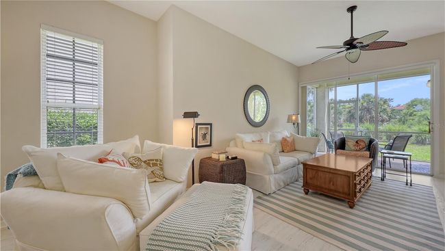 301B2 - 301 Ravinia Cir, Condo with 3 bedrooms, 2 bathrooms and null parking in VENICE FL | Image 8