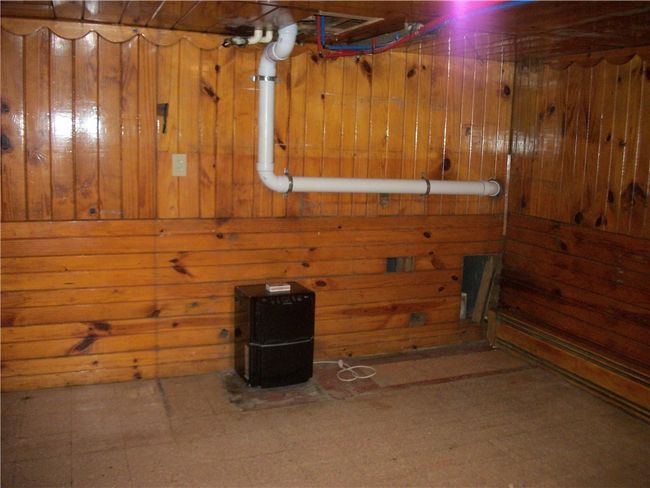 102 Nemacolin Rd, House other with 3 bedrooms, 3 bathrooms and 2 parking in Carmichaels PA | Image 25