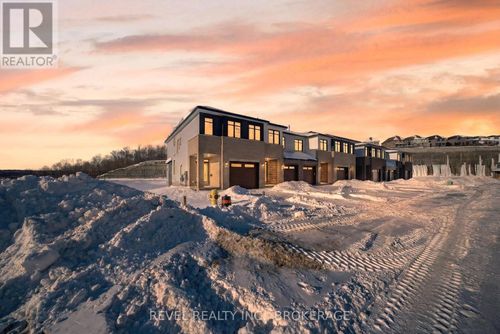 322 Dockside Dr, Kingston, ON, K7K0L6 | Card Image