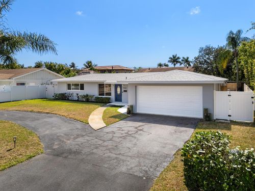 1042 Sw 23rd Ave, Boynton Beach, FL, 33426-6639 | Card Image