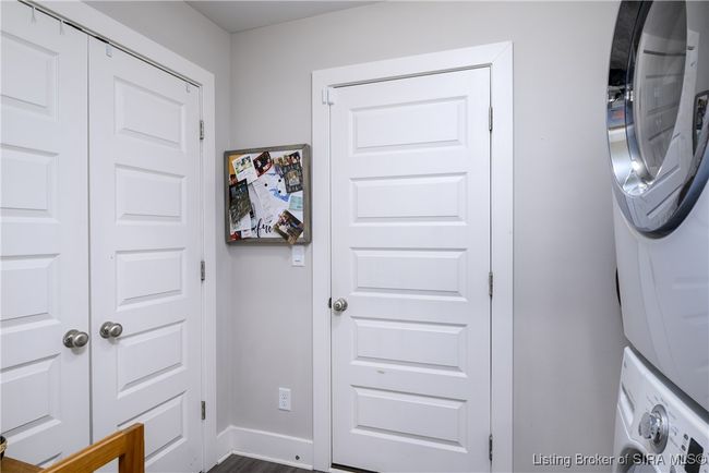 9002 Haylyn Ln, Home with 3 bedrooms, 2 bathrooms and null parking in Georgetown IN | Image 15