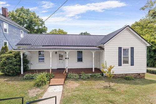 95 Spring St, Rocky Mount, VA, 24151-1343 | Card Image