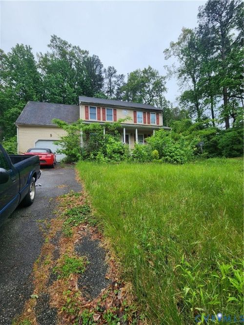 3805 Redstone Dr, Henrico, VA, 23294-6140 | Card Image