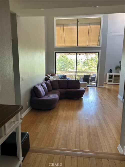 unit-314-5330 Yarmouth Ave, Encino, CA, 91316-3150 | Card Image