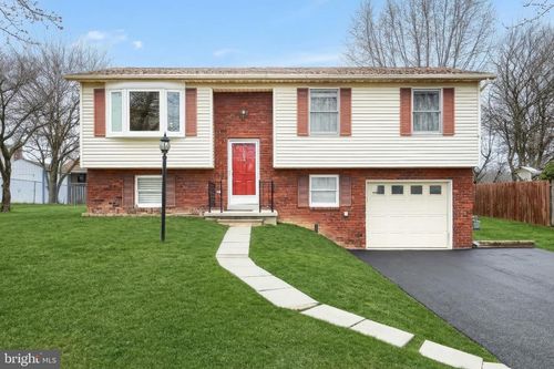 44 Colonial Dr, HANOVER, PA, 17331-9345 | Card Image