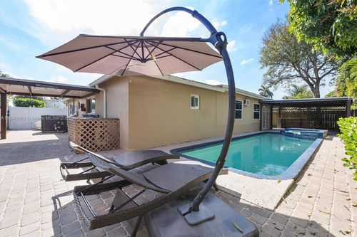 4980 Sw 8th Ct, Margate, FL, 33068-3120 | Card Image