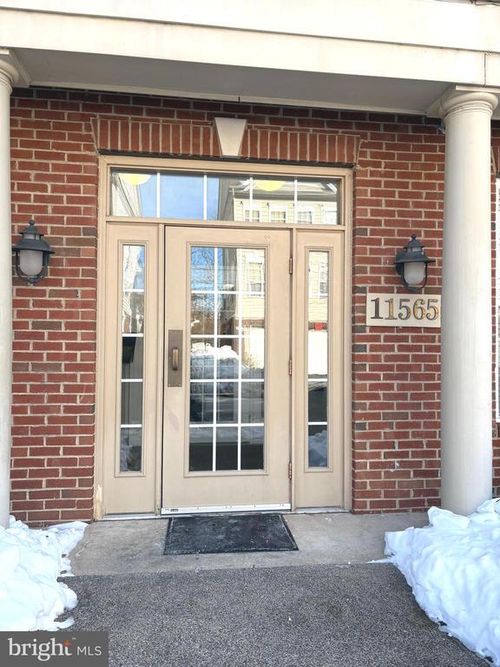 unit-202-11565 Cavalier Landing Ct, FAIRFAX, VA, 22030-8587 | Card Image