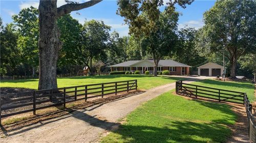 144 Hay Renfroe Dr, dallas, GA, 30157-8230 | Card Image