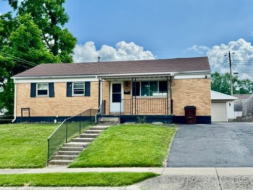 110 W Routzong Dr, Fairborn, OH, 45324-3336 | Card Image