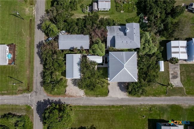 112 W Van Buren Ave, House other with 3 bedrooms, 2 bathrooms and null parking in Port O Connor TX | Image 39