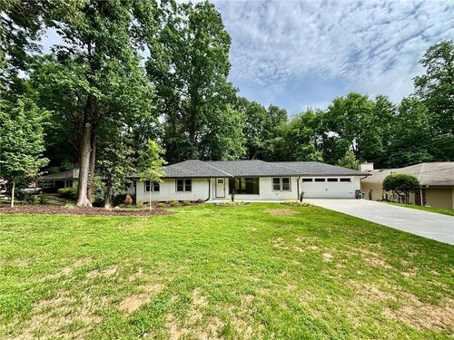 1759 Wilmont Dr Ne, Brookhaven, GA, 30329-2805 | Card Image