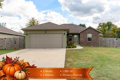 300 Town Loop, Marshfield, MO, 65706-7570 | Card Image