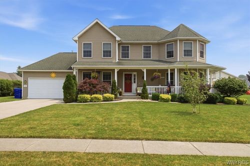 4687 John Michael, Hamburg, NY, 14075 | Card Image