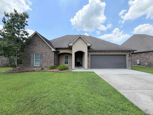 14521 Stonegate Manor Dr, Gonzales, LA, 70737-7589 | Card Image