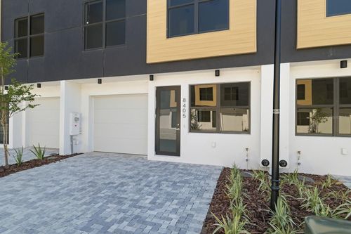 8405 Modano Pl, TAMPA, FL, 33614 | Card Image
