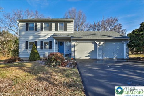 6923 Blue Church Rd S, Coopersburg, PA, 18036-1884 | Card Image