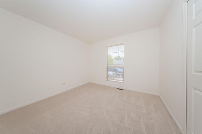 128 Commons Cir, Condo with 2 bedrooms, 2 bathrooms and null parking in Saline MI | Image 34