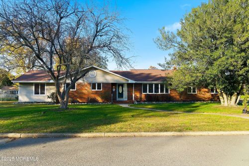 551 Rosewood Dr, Lanoka Harbor, NJ, 08734-2133 | Card Image