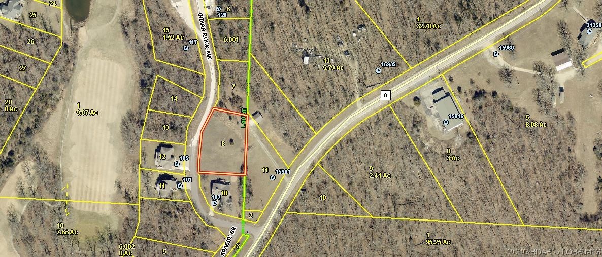 Land in Laurie 5