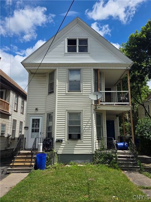 813 South St, Utica, NY, 13501-3218 | Card Image