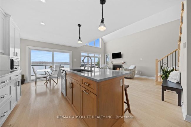 304 Riverwood Dr, House other with 3 bedrooms, 4 bathrooms and 4 parking in Woodlawn ON | Image 19