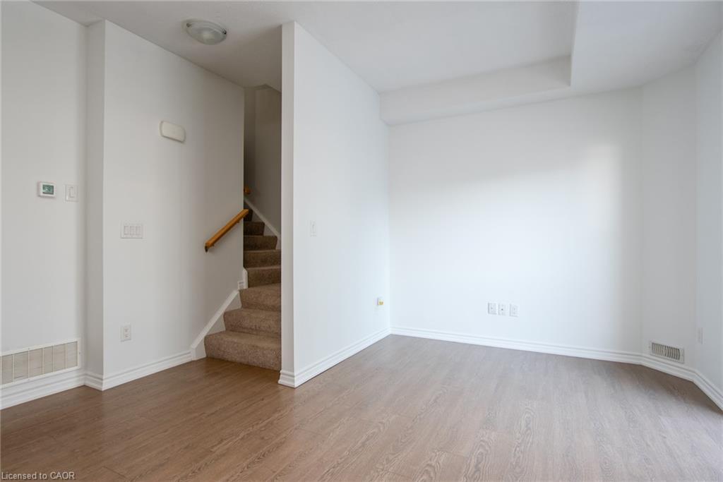 Residential Lease in Kitchener 4