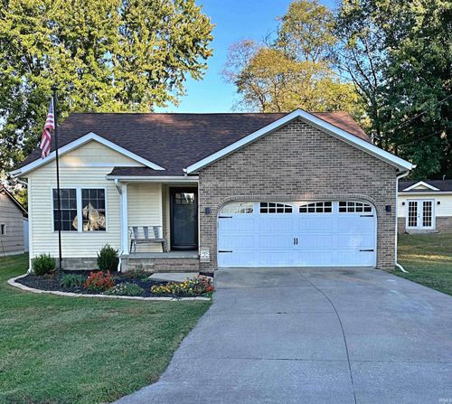 700 Sw 3rd St, Washington, IN, 47501-3943 | Card Image