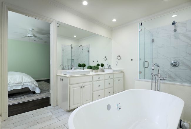 4108 Greenbrier Dr, House other with 4 bedrooms, 4 bathrooms and null parking in Dallas TX | Image 11