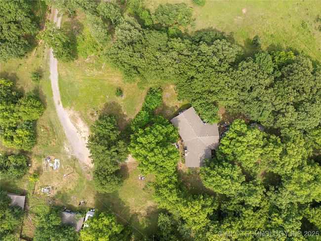 6721 Swayback Rd, House other with 3 bedrooms, 2 bathrooms and null parking in Sulphur OK | Image 33
