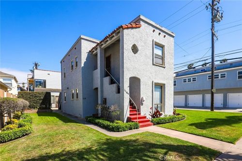 112 4th Street, Seal Beach, CA, 90740 | Card Image