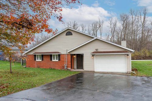 21734 Channel Pkwy, Edwardsburg, MI, 49112-9764 | Card Image