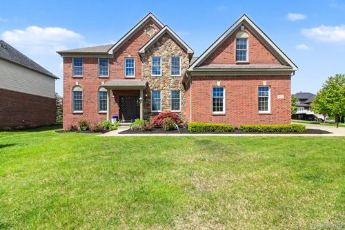 50371 Langley Dr, Novi, MI, 48374-2563 | Card Image