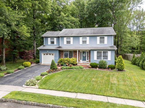 11 Merritt Ter, Matawan, NJ, 07747-9660 | Card Image
