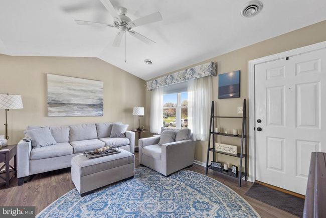 8 Robins Nest Ln, House other with 3 bedrooms, 1 bathrooms and null parking in New Castle DE | Image 6