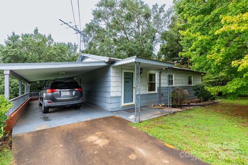 118 Mcdaniel St, Forest City, NC, 28043-2711 | Card Image