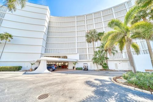 207-3590 S Ocean Blvd, South Palm Beach, FL, 33480-5742 | Card Image