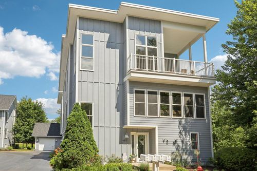 481 Mill Street, Fontana, WI, 53125 | Card Image