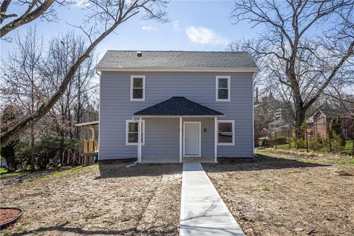 28 Farley St, Washington, PA, 15301-2851 | Card Image
