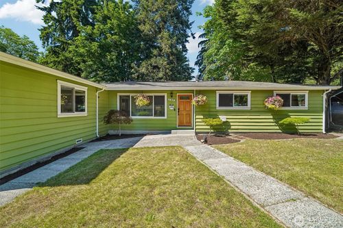 1515 213th Pl Sw, Lynnwood, WA, 98036-7928 | Card Image