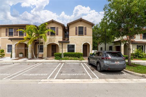 10625 W 32nd Ln, Hialeah, FL, 33018-2114 | Card Image
