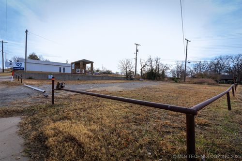 000 E Broadway St, Drumright, OK, 74030 | Card Image