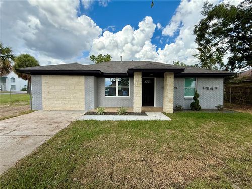 2630 De Soto Street, Houston, TX, 77091 | Card Image