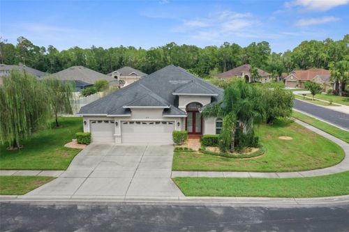 27211 Hawks Nest Cir, Wesley Chapel, FL, 33544-3426 | Card Image