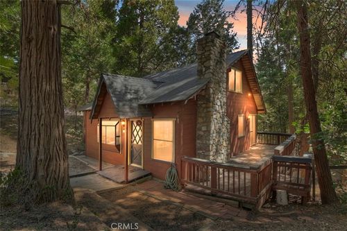 1069 Nesthorn Dr, Crestline, CA, 92325-9471 | Card Image