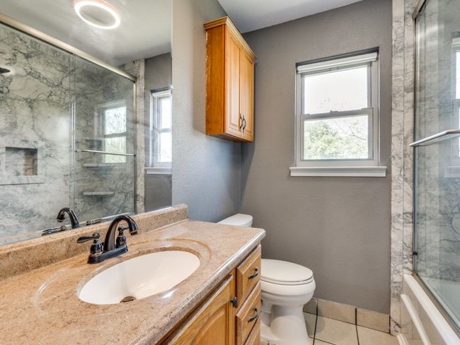 1500 S Stratton St, House other with 3 bedrooms, 3 bathrooms and null parking in Decatur TX | Image 22
