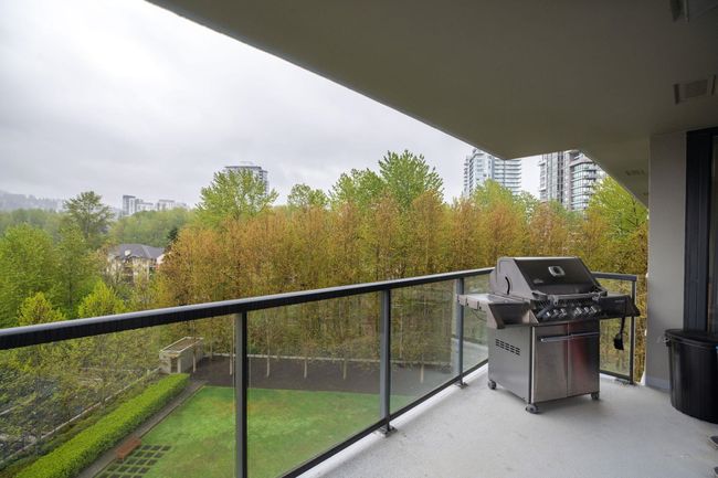 906 - 660 Nootka Way, Condo with 2 bedrooms, 2 bathrooms and 1 parking in Port Moody BC | Image 18