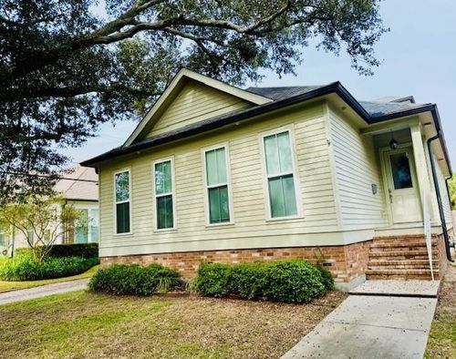 921 French St, New Orleans, LA, 70124-3806 | Card Image