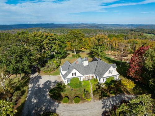 3 Joray Rd, Sharon, CT, 06069-2308 | Card Image